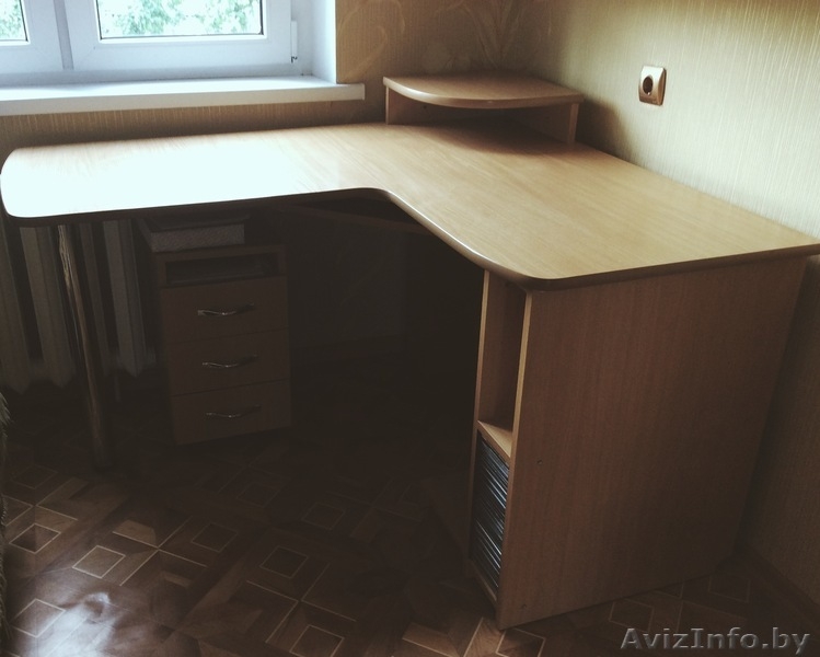 стол компьютерный 800 000 - Изображение #1, Объявление #1125241