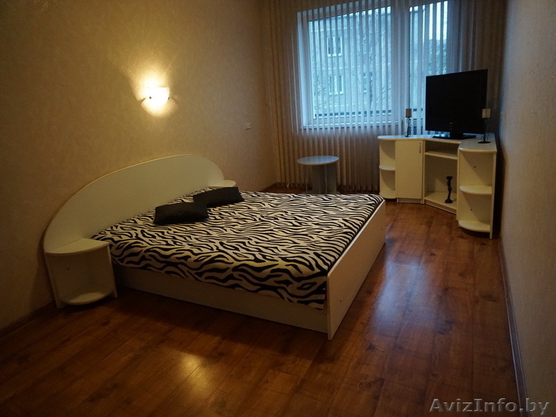 Сдам 1-комнатную квартиру на сутки и часы ул.Домбровского - Изображение #1, Объявление #1388621